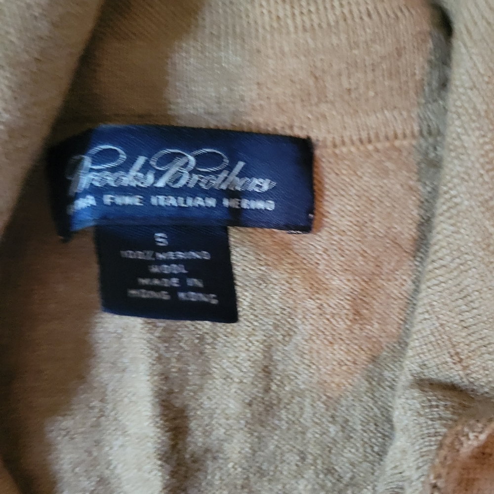 Merino wool pullover sweater - Picture 2 of 3